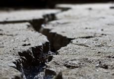 Earthquake crack